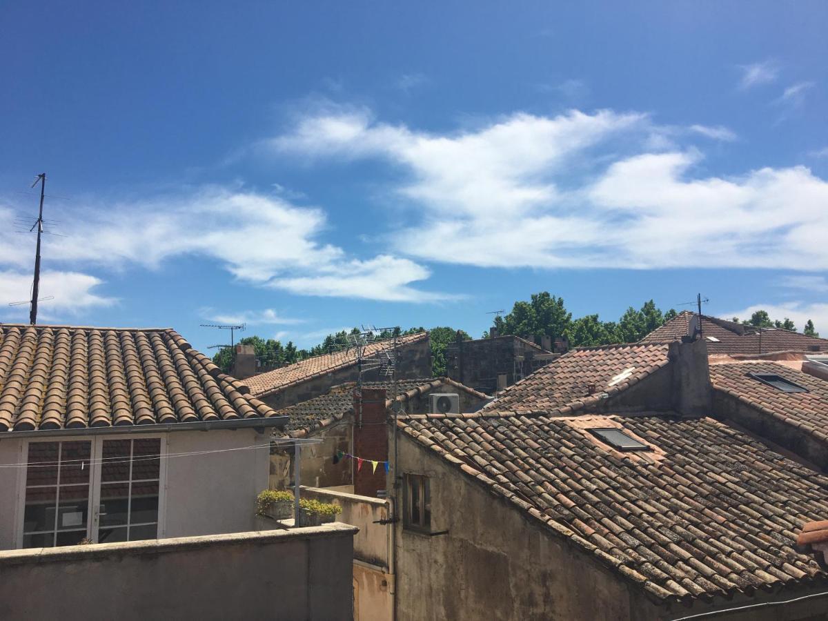 Maison Avec Terrasse A Arles, Provence Bagian luar foto