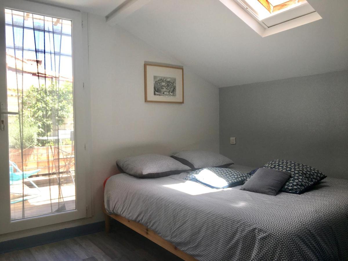Maison Avec Terrasse A Arles, Provence Bagian luar foto