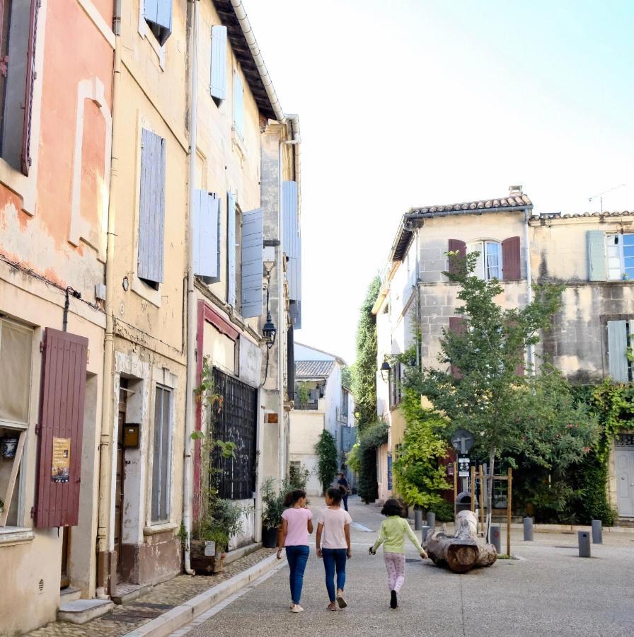 Maison Avec Terrasse A Arles, Provence Bagian luar foto